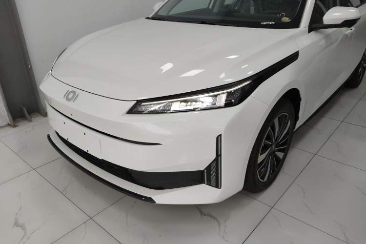 Used CHANGAN NEVO A05 2025 Truly Delicious Edition 70 – Beyond Excellence Left Front Headlight