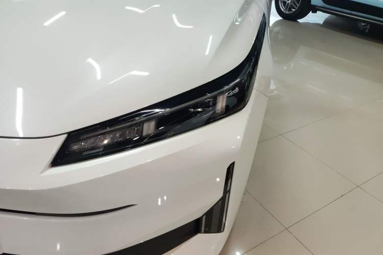 Used CHANGAN NEVO A05 2025 Truly Delicious Version 145 Excellence Edition Left Front Headlight