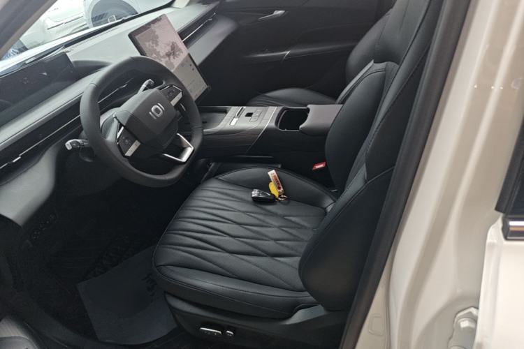 Used CHANGAN NEVO A05 2025 Truly Delicious Edition 145 Beyond-Grade Version Left Front Seat