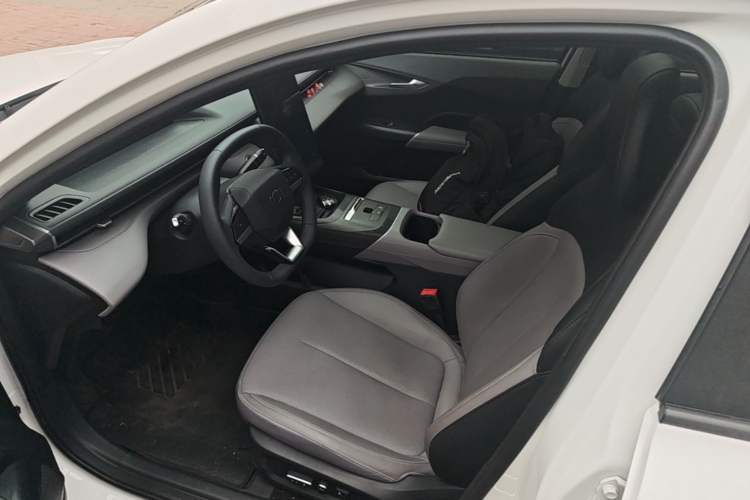 Used CHANGAN NEVO A05 2025 Truly Delicious Edition 70 – Beyond Excellence Left Front Seat