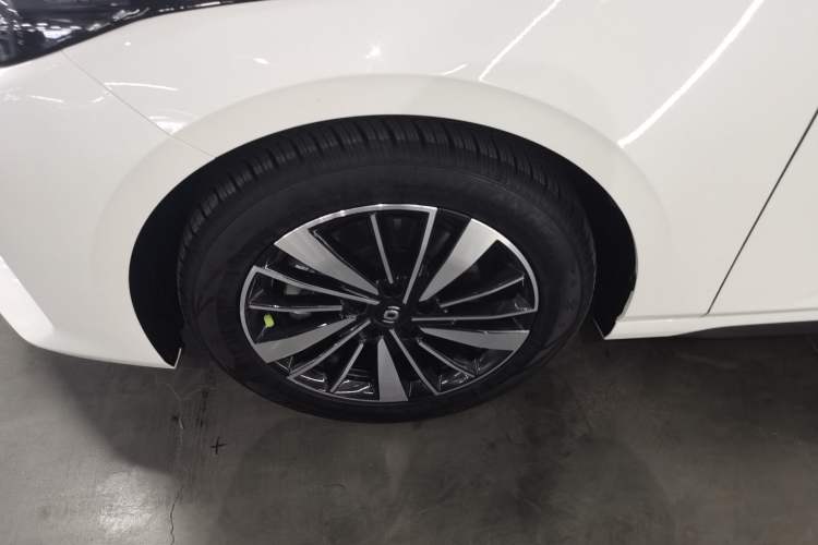 Used CHANGAN NEVO A05 2025 Truly Delicious Edition 145 Beyond-Grade Version Left Front Wheel Hub
