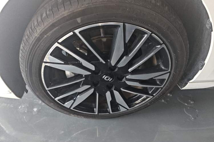 Used CHANGAN NEVO A05 2025 Truly Delicious Version 145 Excellence Edition Left Front Wheel Hub