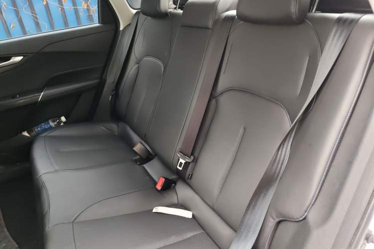 Used CHANGAN NEVO A05 2025 Truly Delicious Version 70 Leading Edition Left Rear Seat