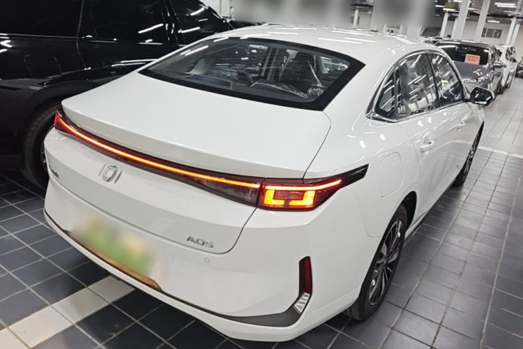 Used CHANGAN NEVO A05 2025 Truly Delicious Edition 145 Beyond-Grade Version Rear Right 45 Deg