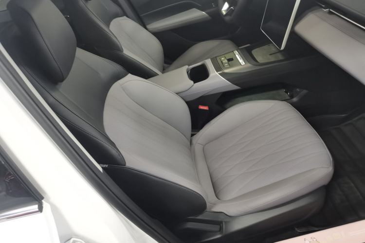 Used CHANGAN NEVO A05 2025 Truly Delicious Edition 145 Beyond-Grade Version Right Front Seat