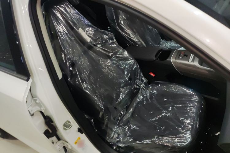 Used CHANGAN NEVO A05 2025 Truly Delicious Version 145 Excellence Edition Right Front Seat
