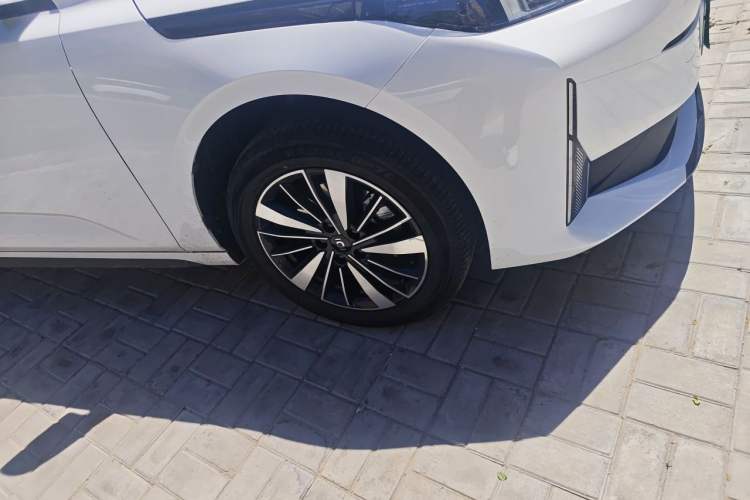 Used CHANGAN NEVO A05 2025 Truly Delicious Edition 145 Beyond-Grade Version Right Front Wheel Hub