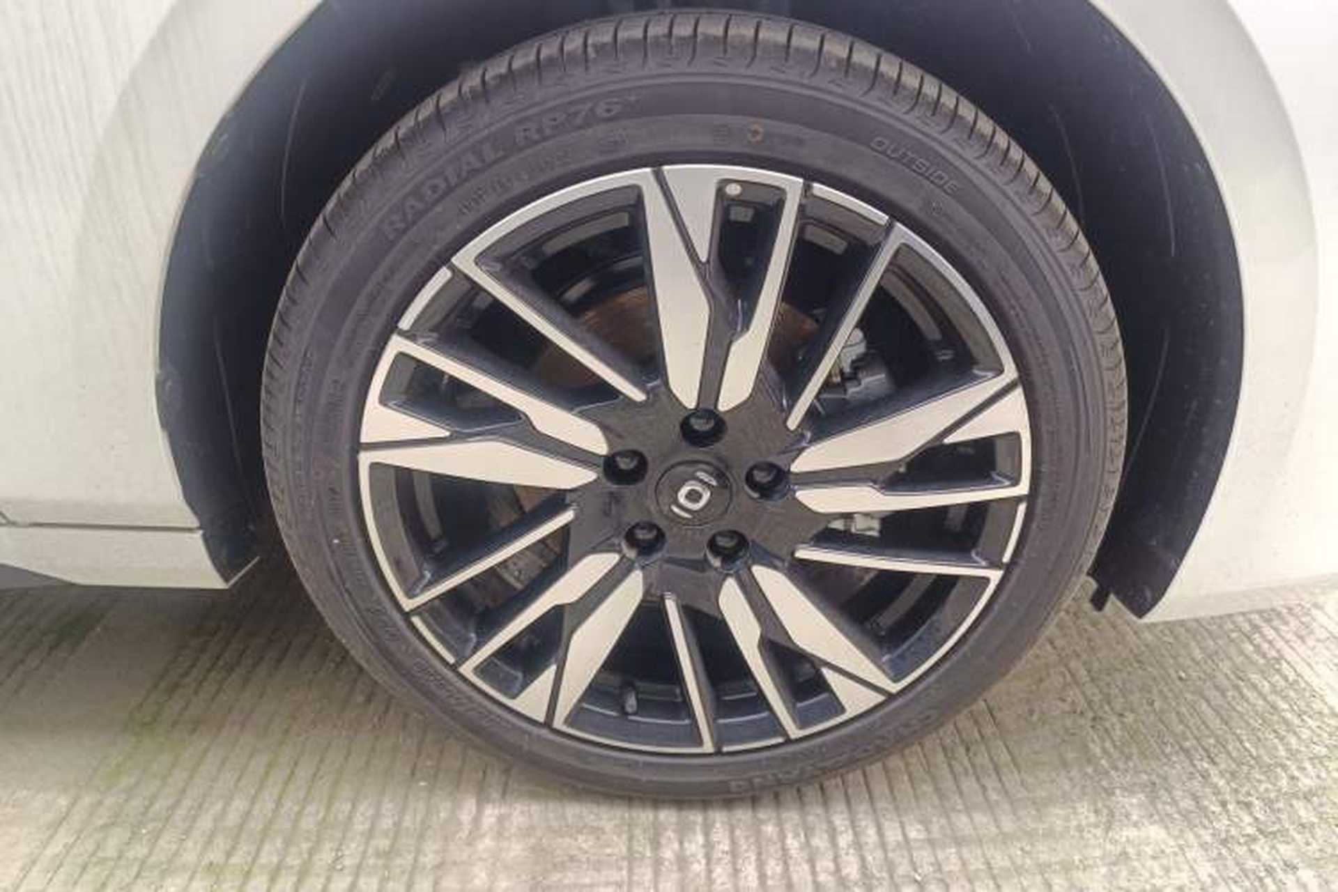 Used CHANGAN NEVO A05 2025 Truly Delicious Version 145 Excellence Edition Right Front Wheel Hub