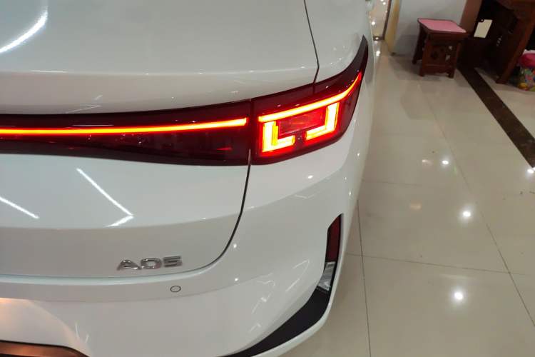 Used CHANGAN NEVO A05 2025 Truly Delicious Version 145 Excellence Edition Right Rear Taillight