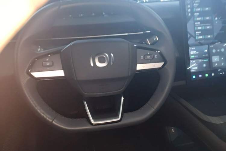 Used CHANGAN NEVO A05 2025 Truly Delicious Edition 145 Beyond-Grade Version Steering Wheel