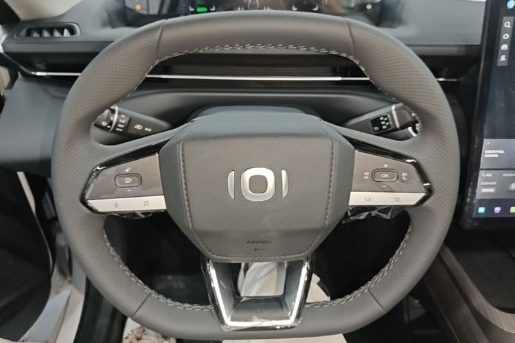Used CHANGAN NEVO A05 2025 Truly Delicious Edition 145 Beyond-Grade Version Steering Wheel