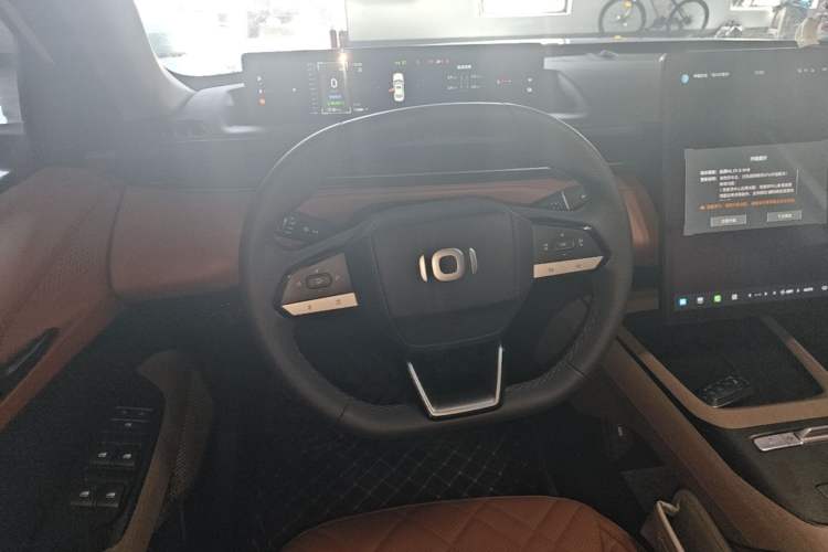 Used CHANGAN NEVO A05 2025 Truly Delicious Version 145 Excellence Edition Steering Wheel