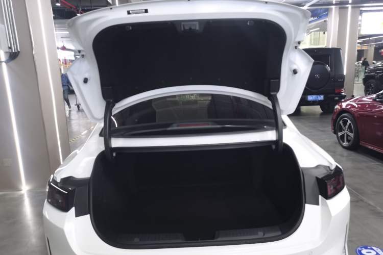 Used CHANGAN NEVO A05 2025 Truly Delicious Edition 145 Beyond-Grade Version Trunk