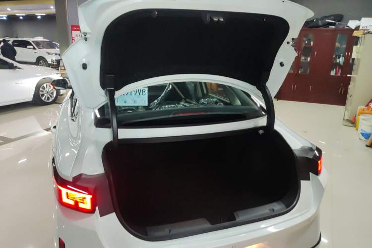 Used CHANGAN NEVO A05 2025 Truly Delicious Version 145 Excellence Edition Trunk