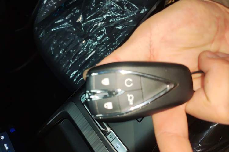 Used CHANGAN NEVO A05 2025 Truly Delicious Version 145 Excellence Edition Vehicle Key