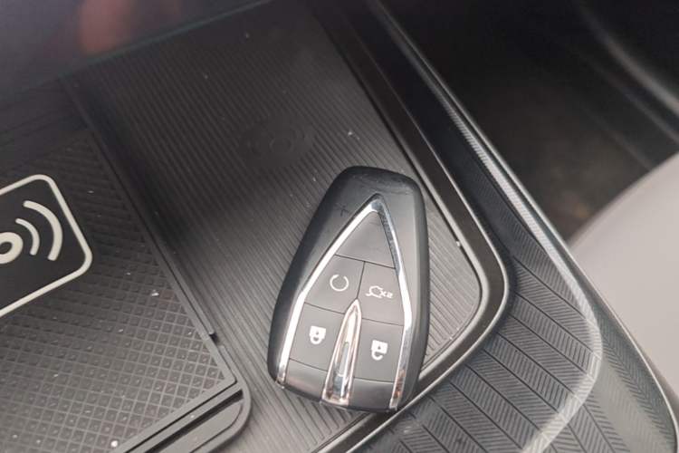 Used CHANGAN NEVO A05 2025 Truly Delicious Edition 70 – Beyond Excellence Vehicle Key