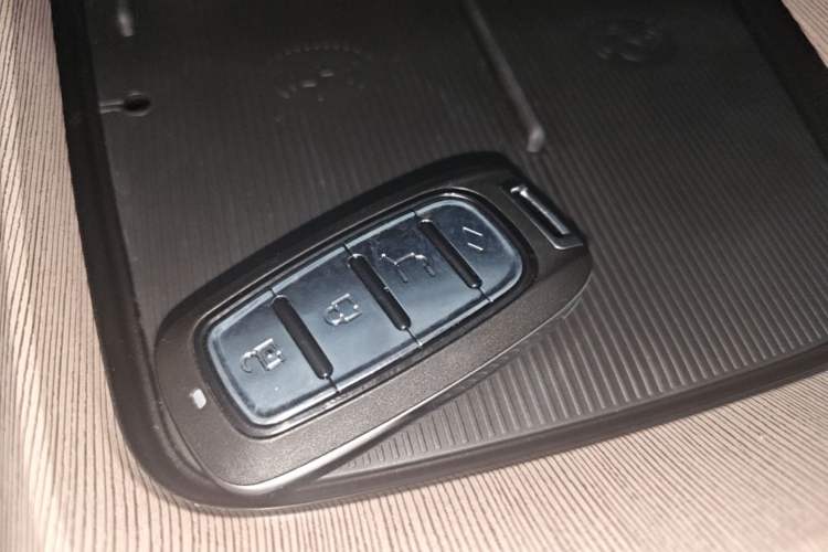 Used CHANGAN NEVO A05 2025 Truly Delicious Version 145 Excellence Edition Vehicle Key