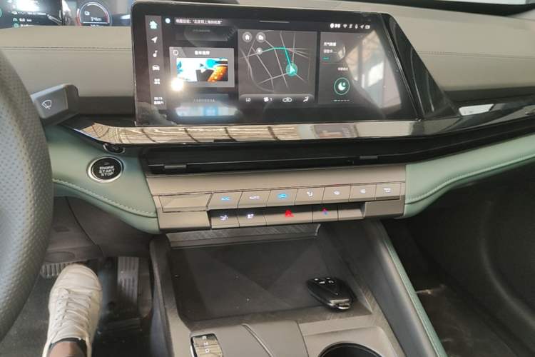 Used CHANGAN NEVO A06 2023 Base Model Audio And AC Panel