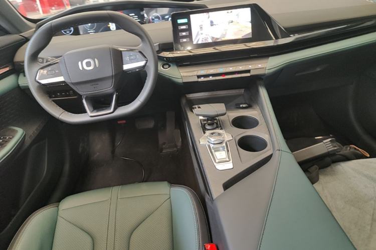 Used CHANGAN NEVO A06 2023 Base Model Center Console
