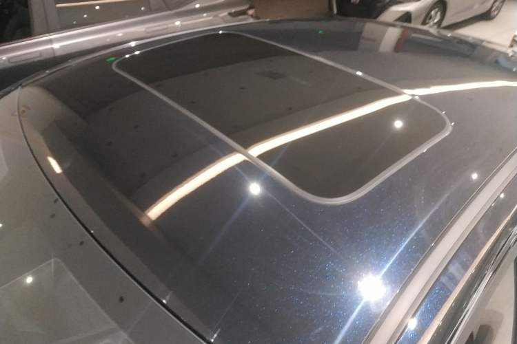 Used CHANGAN NEVO A06 2023 Base Model Roof