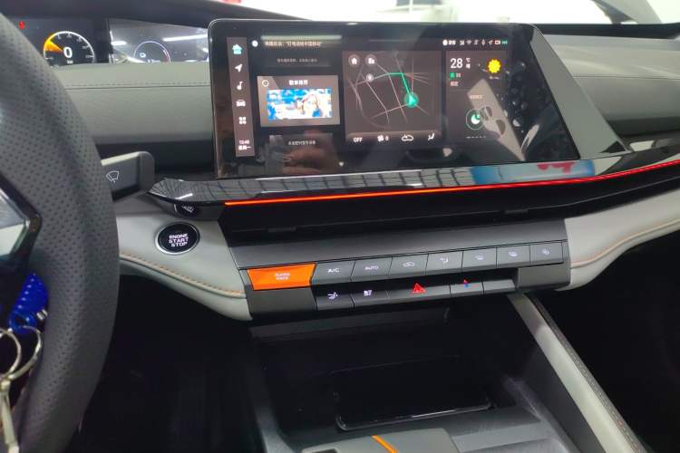 Used CHANGAN NEVO A06 2023 Supreme Model Audio And AC Panel