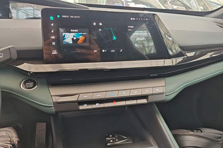 Used CHANGAN NEVO A06 2023 Base Model Audio And AC Panel
