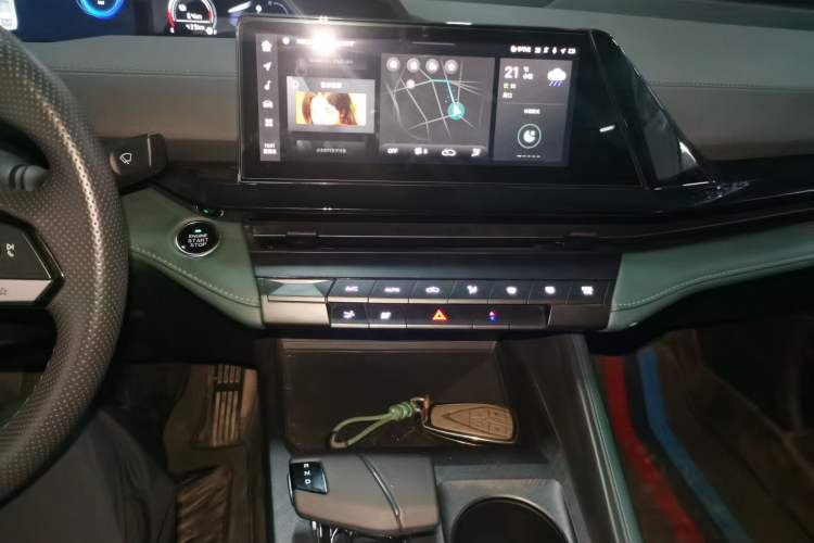 Used CHANGAN NEVO A06 2023 Advanced Model Audio And AC Panel