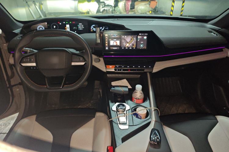 Used CHANGAN NEVO A06  Center Console