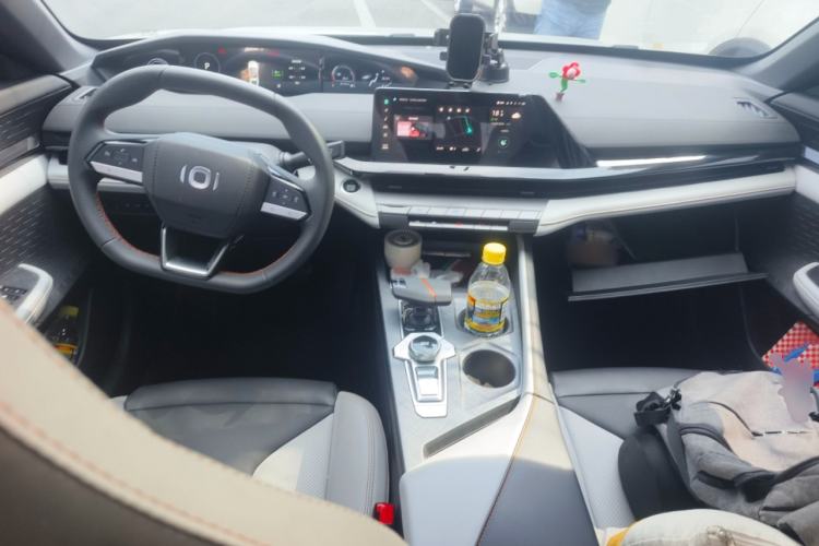 Used CHANGAN NEVO A06 2023 Base Model Center Console