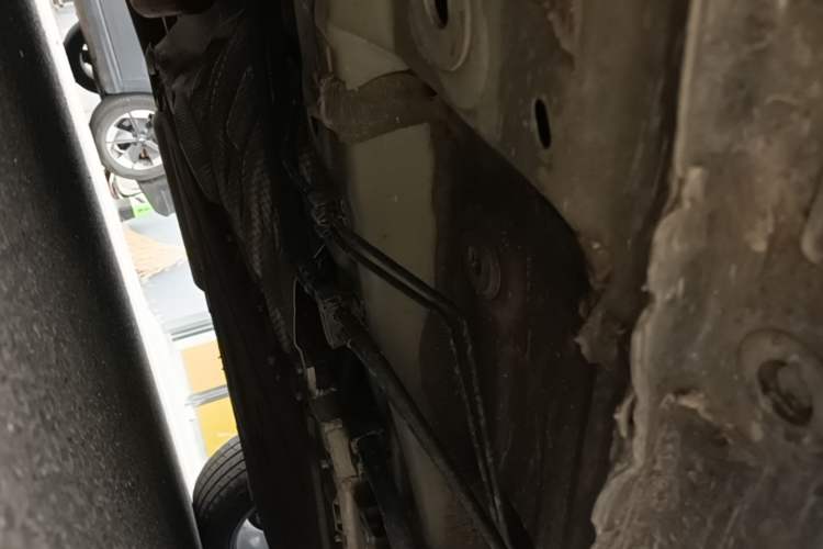 Used CHANGAN NEVO A06  Chassis Front Left