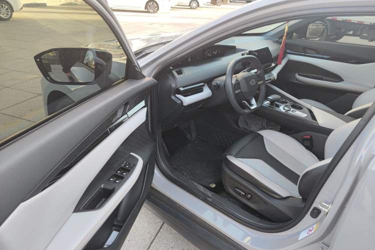 Used CHANGAN NEVO A06 2023 Base Model Driver Seat