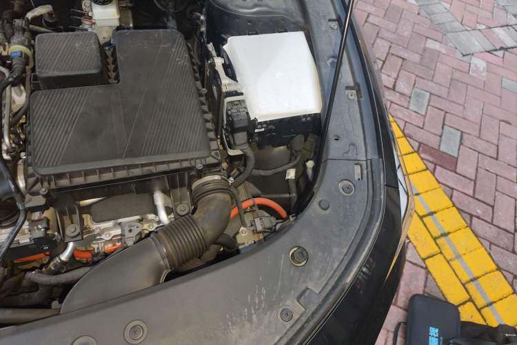 Used CHANGAN NEVO A06 2023 Base Model Engine Bay Left
