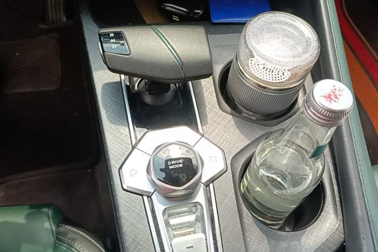 Used CHANGAN NEVO A06  Gear Lever