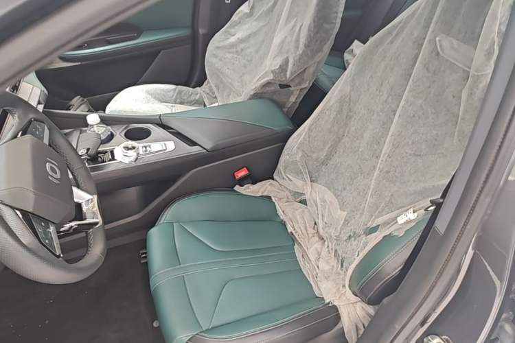 Used CHANGAN NEVO A06 2023 Base Model Left Front Seat