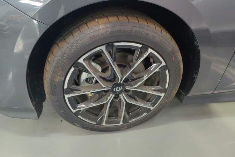 Used CHANGAN NEVO A06 2023 Supreme Model Left Front Wheel Hub