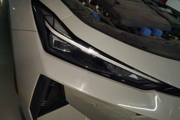 Used CHANGAN NEVO A06 2023 Supreme Model Right Front Headlight