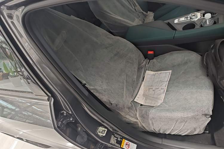 Used CHANGAN NEVO A06 2023 Base Model Right Front Seat