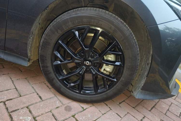 Used CHANGAN NEVO A06 2023 Base Model Right Front Wheel Hub