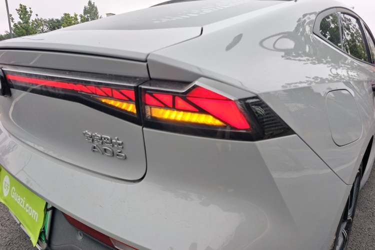 Used CHANGAN NEVO A06 2023 Advanced Model Right Rear Taillight