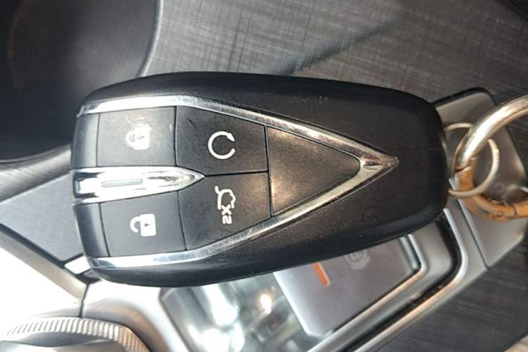 Used CHANGAN NEVO A06 2023 Supreme Model Vehicle Key