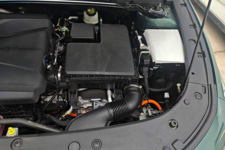 Used CHANGAN NEVO A06 2023 Supreme Model Engine Bay Left