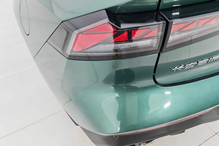 Used CHANGAN NEVO A06 2023 Supreme Model Exterior 8