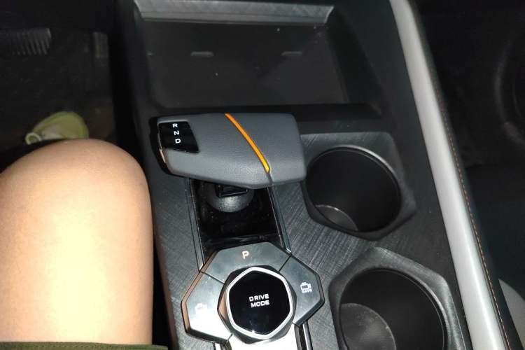 Used CHANGAN NEVO A06 2023 Supreme Model Gear Lever