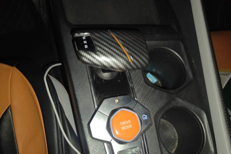 Used CHANGAN NEVO A06 2023 Supreme Model Gear Lever