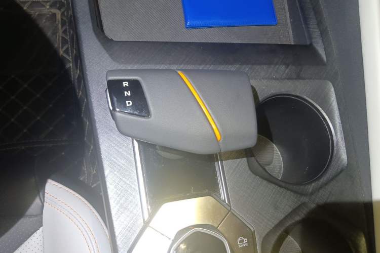 Used CHANGAN NEVO A06 2023 Supreme Model Gear Lever