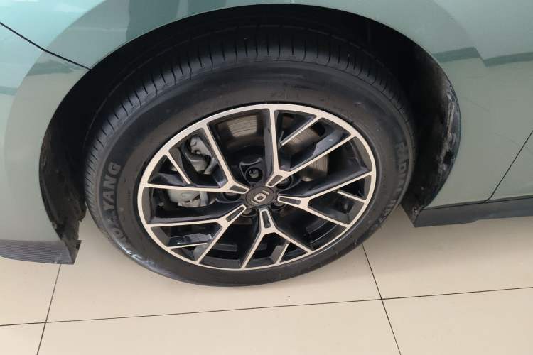 Used CHANGAN NEVO A06 2023 Base Model Left Front Wheel Hub