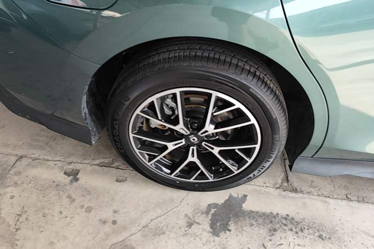 Used CHANGAN NEVO A06 2023 Base Model Right Rear Wheel Hub