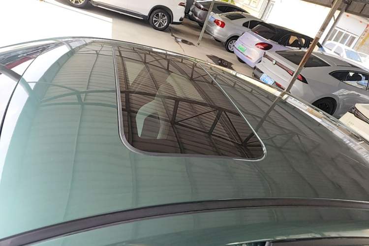 Used CHANGAN NEVO A06 2023 Base Model Roof