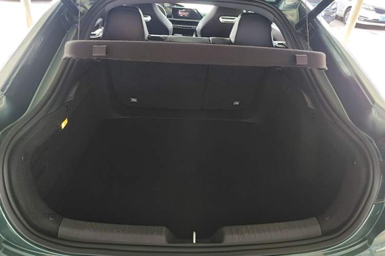 Used CHANGAN NEVO A06 2023 Base Model Trunk