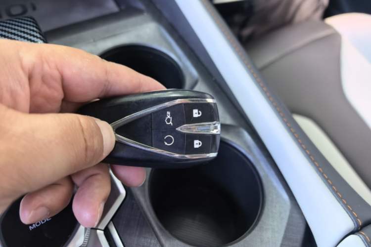 Used CHANGAN NEVO A06 2023 Supreme Model Vehicle Key